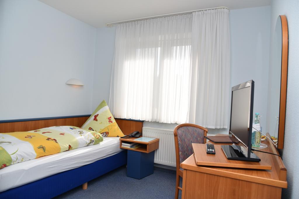 Hotel An Der Alten Porzelline Neuhaus am Rennweg Camera foto